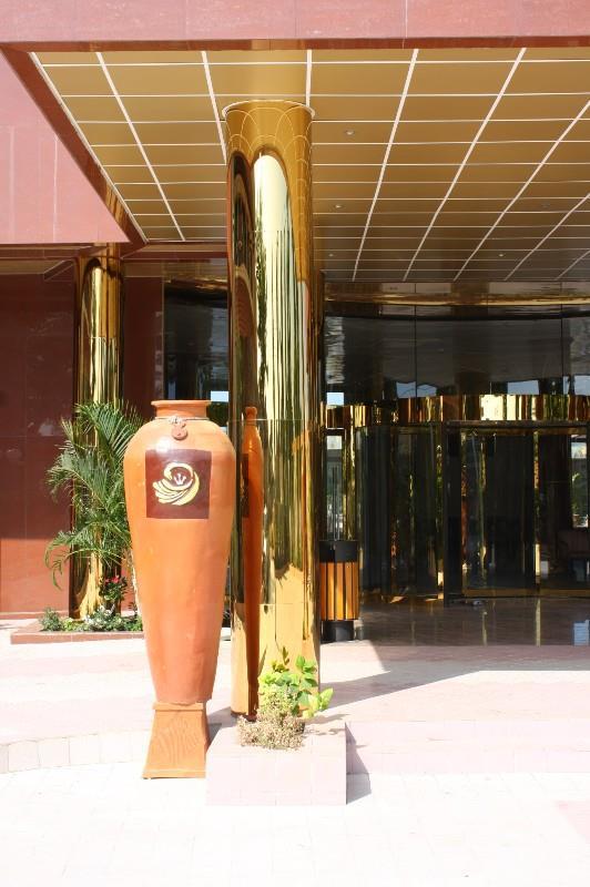Royal Nick Hotel Tema Kültér fotó